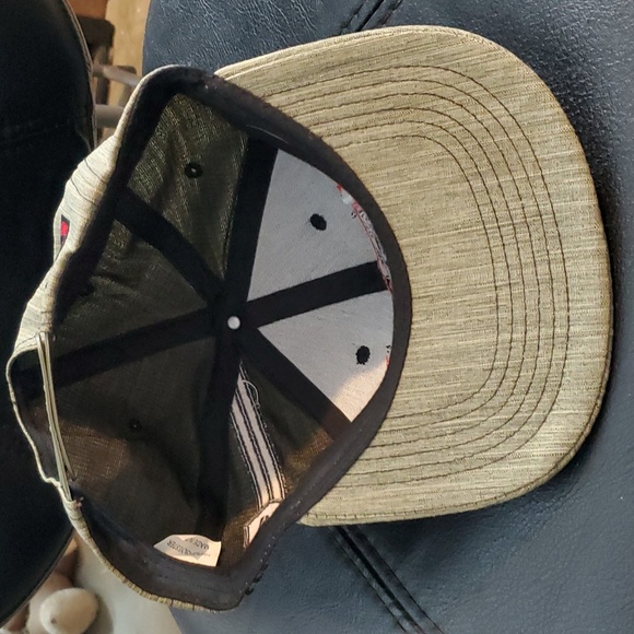 Hat - Picture 3 of 3